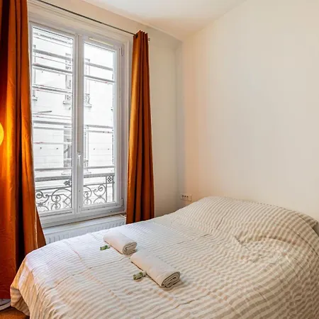 Guestready - Chic Escape Near Place De Clichy * Παρίσι